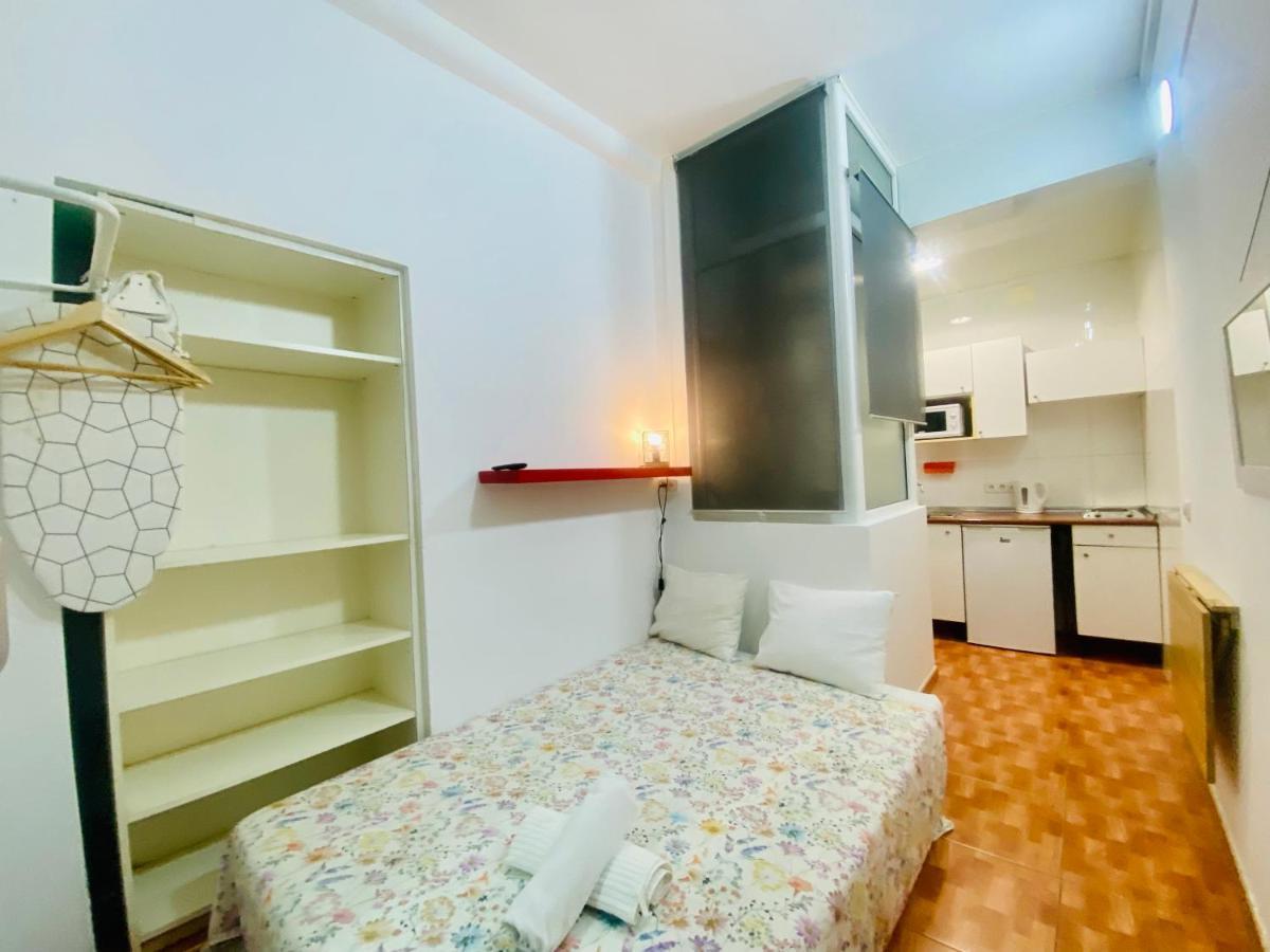 Apartmán 01 Apartamento 2 ,3 Barcelona Exteriér fotografie