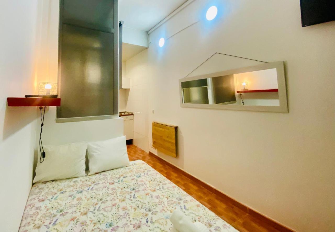 Apartmán 01 Apartamento 2 ,3 Barcelona Exteriér fotografie
